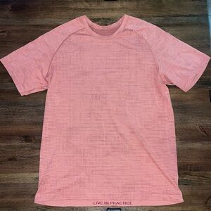 Men’s Large Orange Metal Vent Tee